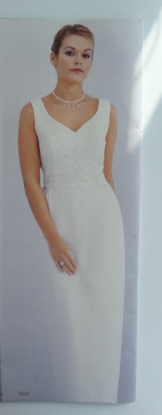 Crina wedding dress size 10-12 - front